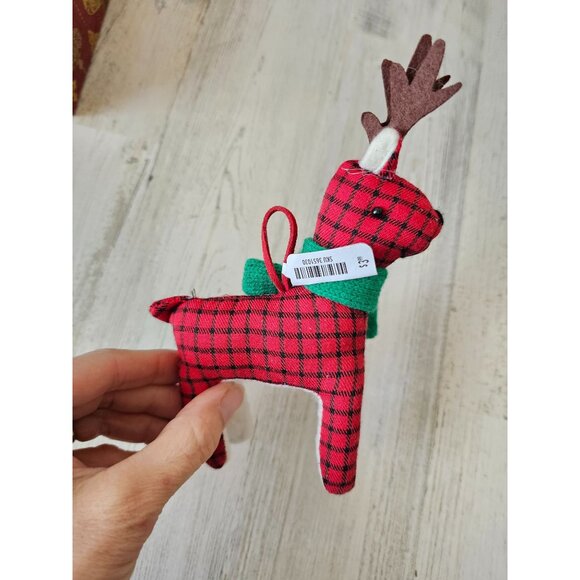 Pier 1 plush plaid reindeer ornament country folk Xmas tree - Picture 3 of 7